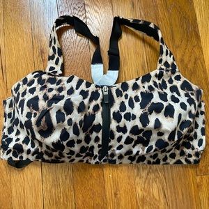 Victoria’s Secret Incredible Knockout Ultra Max Sports Bra 38D Leopard Cheetah